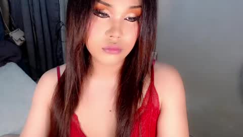 Snapshot of tsscarlett_xx chatting on April 25, 9:12 am jayvie online show from April 25, 9:12 am
