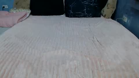 tsshockcock21 online show from May 25, 11:49 am