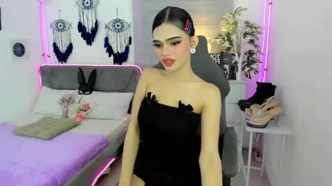 tstoni_talks online show from November 8, 10:15 am