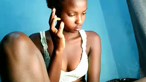 Snapshot of tswana_ chatting on February 21, 4:35 am lencer online show from February 21, 4:35 am