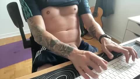 TT Boy2000 online show from September 10, 3:23 pm