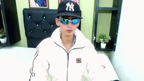 ttimy online show from December 21, 8:00 pm