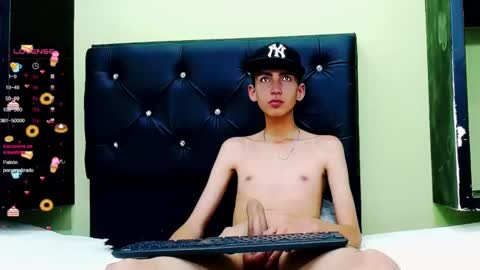 ttimy online show from December 25, 12:05 am