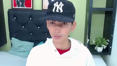 ttimy online show from January 5, 10:08 pm