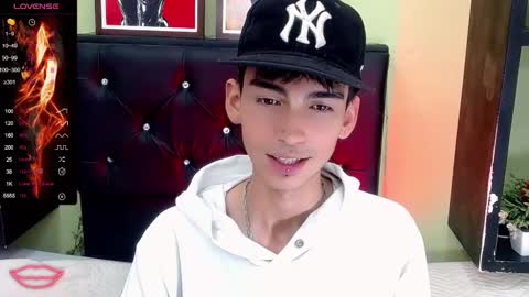 ttimy online show from February 26, 8:33 pm