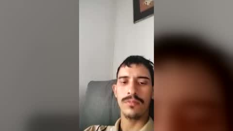 Snapshot of tubebe_08 chatting on June 15, 4:42 pm tubebe_08 online show from June 15, 4:42 pm