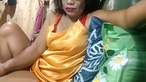 Mae online show from March 13, 10:38 pm