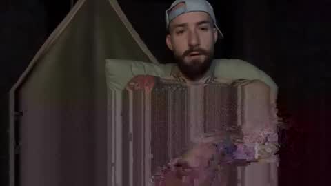 Tuhands online show from November 20, 8:14 am