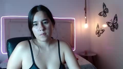 tulunaroja online show from October 20, 8:20 pm