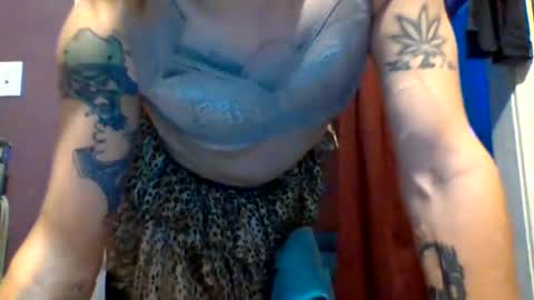 Snapshot of turnmetrans chatting on December 15, 6:40 am Turnmetrans online show from December 15, 6:40 am