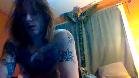 Snapshot of turnmetrans chatting on March 11, 2:43 am Turnmetrans online show from March 11, 2:43 am