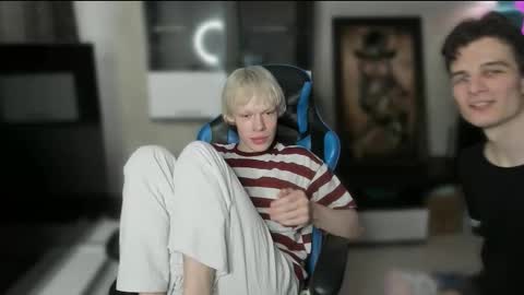 Snapshot of tuz94 chatting on February 27, 12:38 pm Dan online show from February 27, 12:38 pm