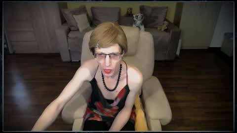 Clementine online show from March 9, 8:18 am