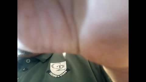 Snapshot of twest84 chatting on December 14, 11:07 am twest84 online show from December 14, 11:07 am