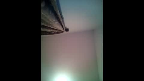 Snapshot of twest84 chatting on February 14, 7:17 am twest84 online show from February 14, 7:17 am