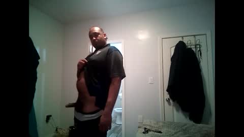 Snapshot of twest84 chatting on February 16, 4:09 am twest84 online show from February 16, 4:09 am