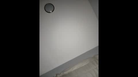 Snapshot of twest84 chatting on October 8, 11:19 am twest84 online show from October 8, 11:19 am