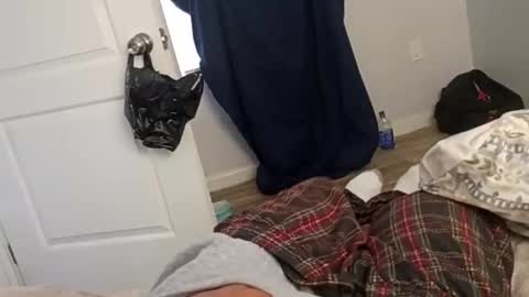 Snapshot of twest84 chatting on October 26, 9:10 pm twest84 online show from October 26, 9:10 pm