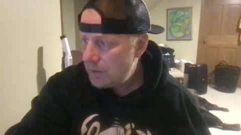 Snapshot of twiinsoul chatting on March 11, 12:38 am twiinsoul online show from March 11, 12:38 am