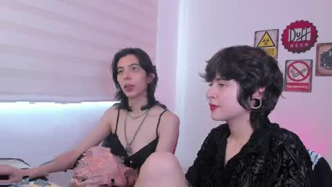 Eve  Lili online show from April 7, 3:34 pm