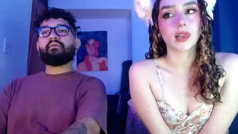 TwinFlamesXX online show from June 16, 9:50 pm