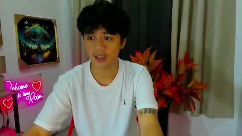 Snapshot of twink_blaze chatting on February 26, 7:29 am BLAZE online show from February 26, 7:29 am