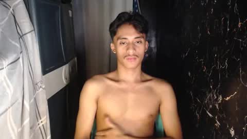 Aladin online show from December 4, 6:50 pm