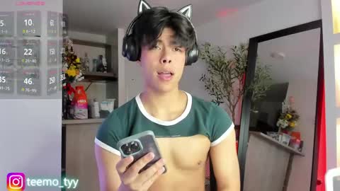 twink_teemo online show from May 7, 9:42 pm