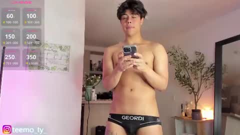 Snapshot of twink_teemo chatting on June 25, 9:08 pm twink_teemo online show from June 25, 9:08 pm