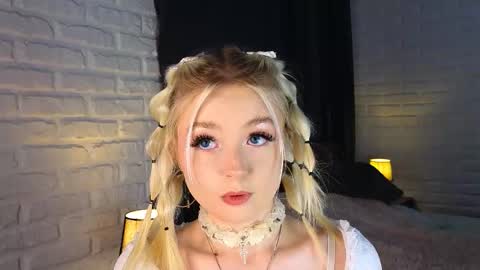 twinklefluff online show from October 10, 4:06 pm