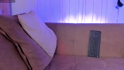 Snapshot of twinksboys_23 chatting on January 18, 2:32 pm twinksboys_23 online show from January 18, 2:32 pm