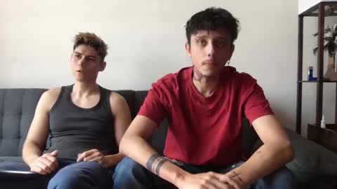 Derrick online show from November 22, 6:51 pm