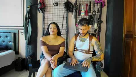 Snapshot of twisted_fantasy_ chatting on December 14, 8:57 pm Clio Tadeo online show from December 14, 8:57 pm