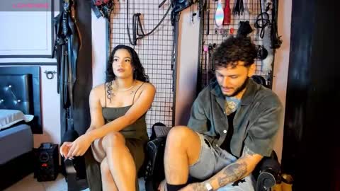 Snapshot of twisted_fantasy_ chatting on January 9, 10:44 pm Clio Tadeo online show from January 9, 10:44 pm