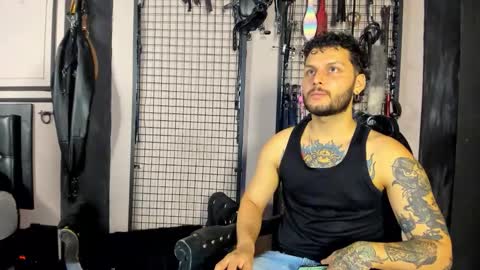 Snapshot of twisted_fantasy_ chatting on February 15, 3:58 am Clio Tadeo online show from February 15, 3:58 am