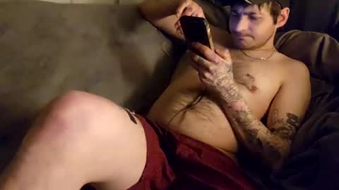 Snapshot of twistedblizzy chatting on January 24, 3:02 pm TwistedBlizzy online show from January 24, 3:02 pm