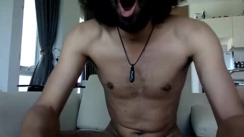 Snapshot of twistedvagabond chatting on March 15, 3:56 am Twisty online show from March 15, 3:56 am