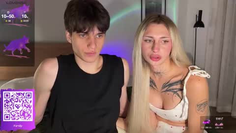 Molly and Nick online show from November 29, 5:05 pm