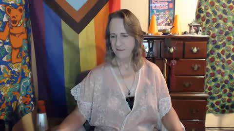 twocumkerry online show from April 25, 7:11 am