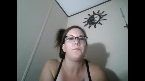 Snapshot of tx_girl69 chatting on May 9, 4:06 am tx_girl69 online show from May 9, 4:06 am