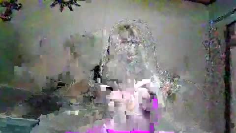 Snapshot of tx_girl69 chatting on May 20, 2:12 pm tx_girl69 online show from May 20, 2:12 pm