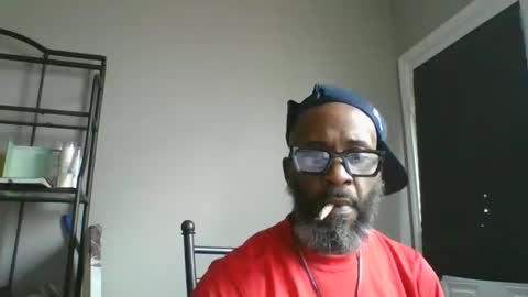 Snapshot of txmrman chatting on October 6, 5:21 pm txmrman online show from October 6, 5:21 pm