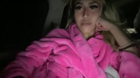 TheStripperAndTheRoughneck online show from January 6, 10:57 am