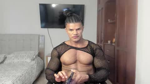 Yorquis Guzman online show from October 9, 4:27 pm