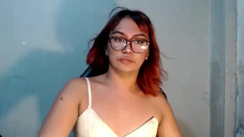 Snapshot of tyla_23 chatting on February 12, 2:39 am Tyla online show from February 12, 2:39 am