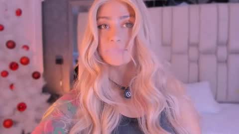  TYLA  online show from December 18, 3:34 am