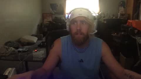 tylahfae online show from October 12, 5:45 pm