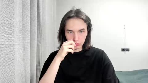 Tyler  johnson online show from January 8, 1:53 am