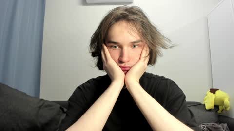 Tyler  johnson online show from February 4, 1:23 am