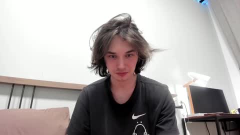 Tyler  johnson online show from February 18, 12:26 am